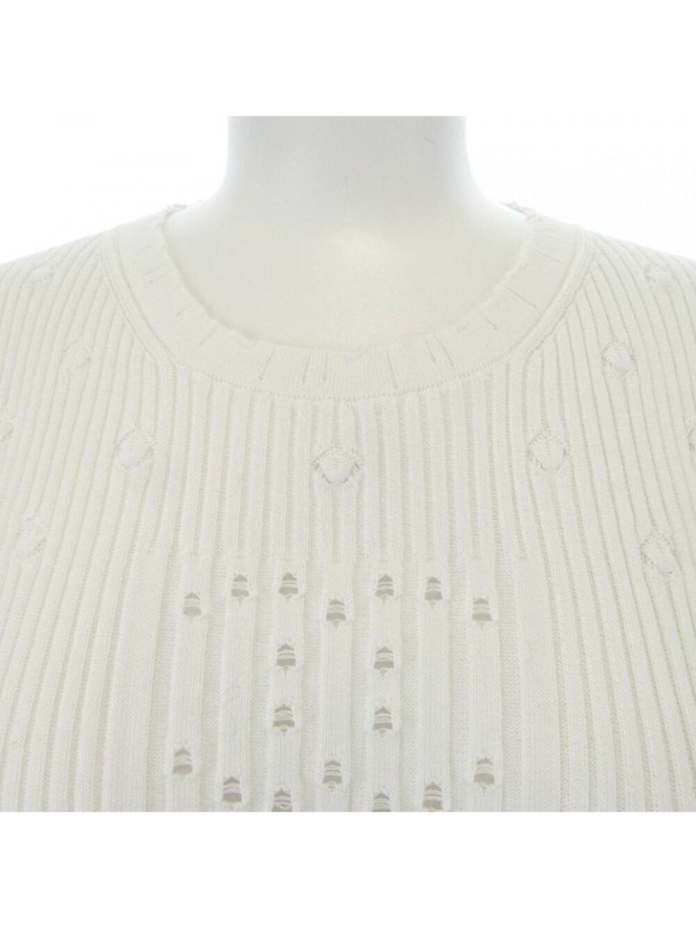 Chanel - Picture 6 of 8